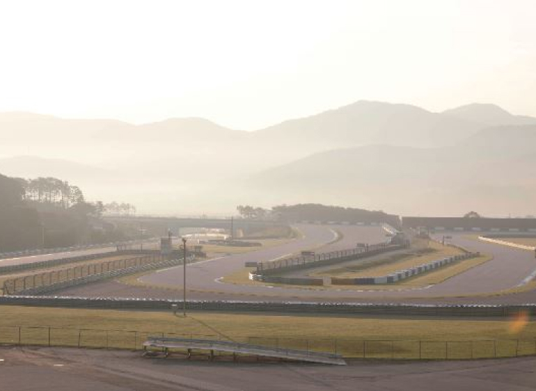 스피드웨이 슬라이드 이미지